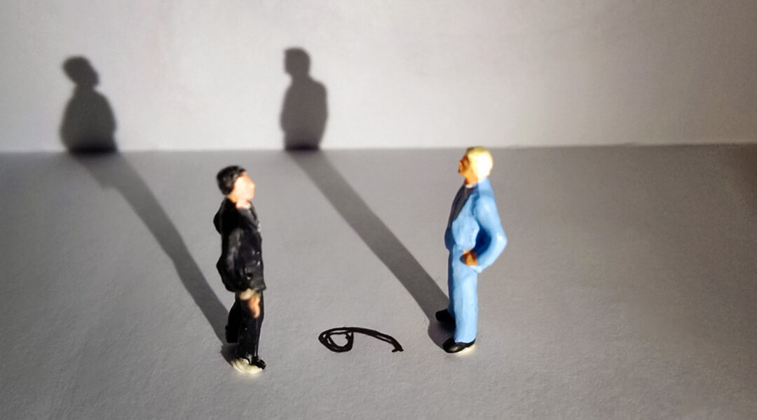 Distinguer entre les observations et les interprétations